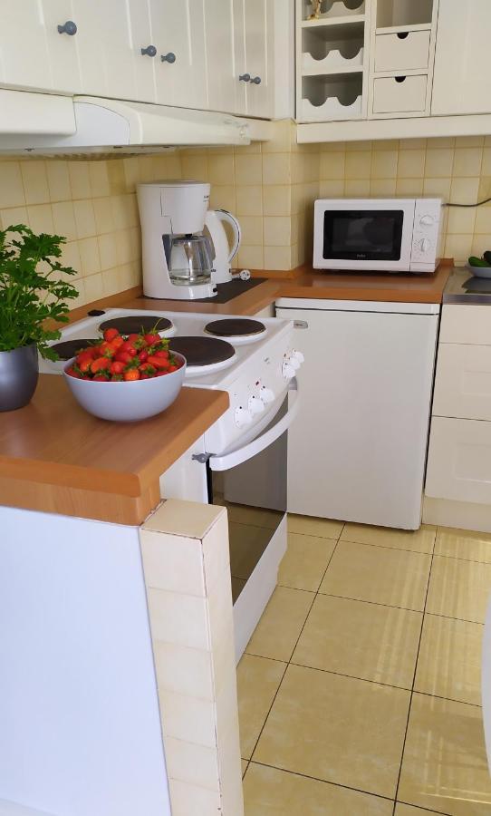 Apartament Z Balkonem Przy Latarni 150M Od Morza Колобжег Екстериор снимка