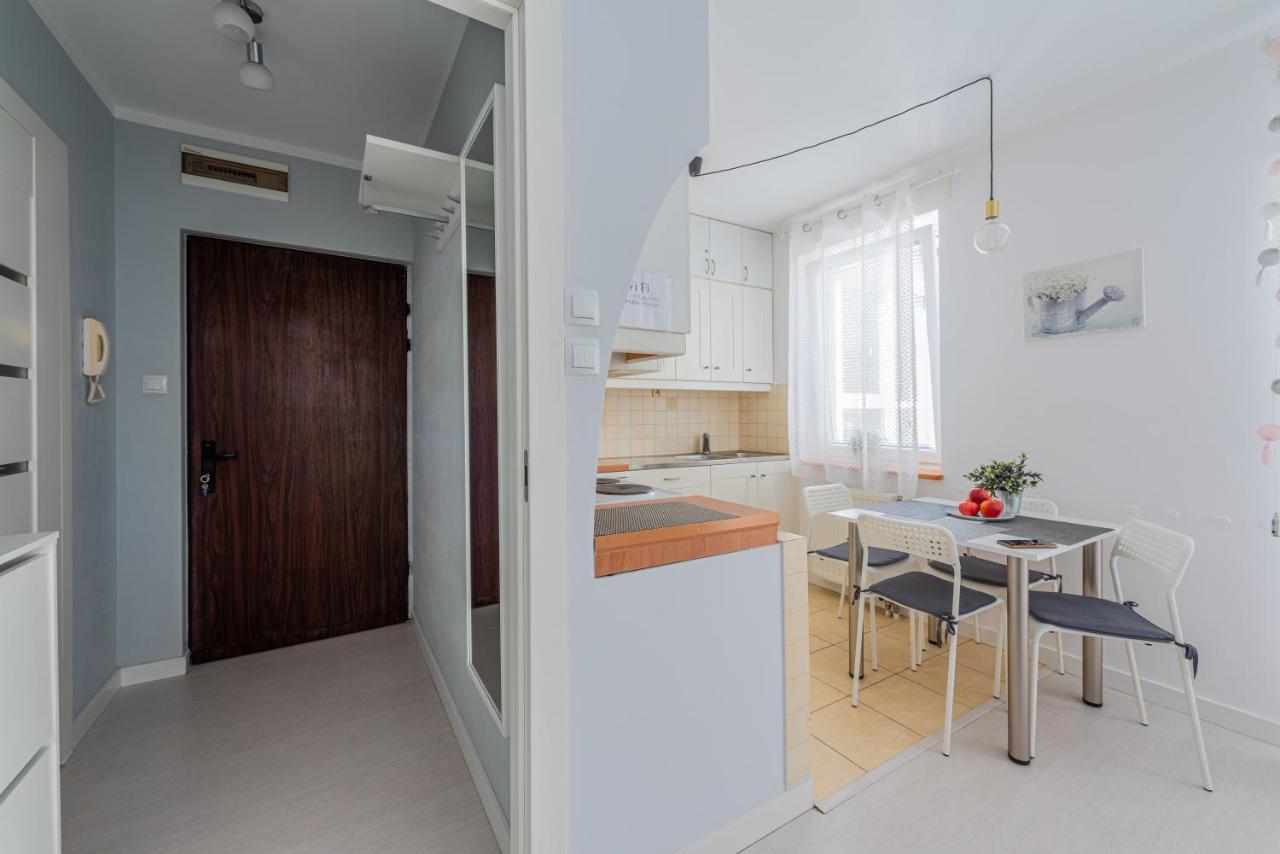 Apartament Z Balkonem Przy Latarni 150M Od Morza Колобжег Екстериор снимка